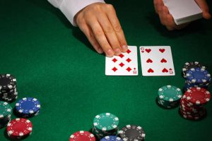 Under the Gun in Poker – What Does UTG Stand for & How to Play It?