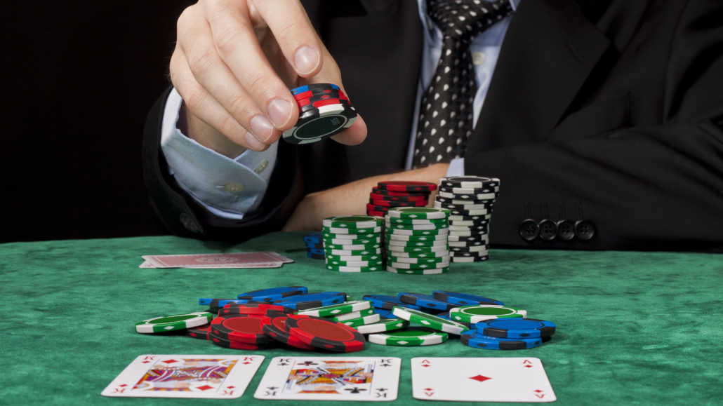 aturan taruhan poker
