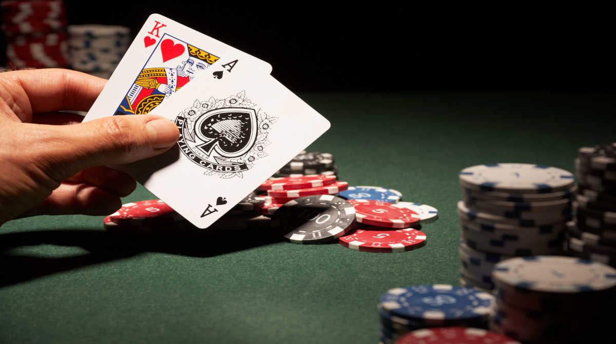 Many poker players love playing blackjack